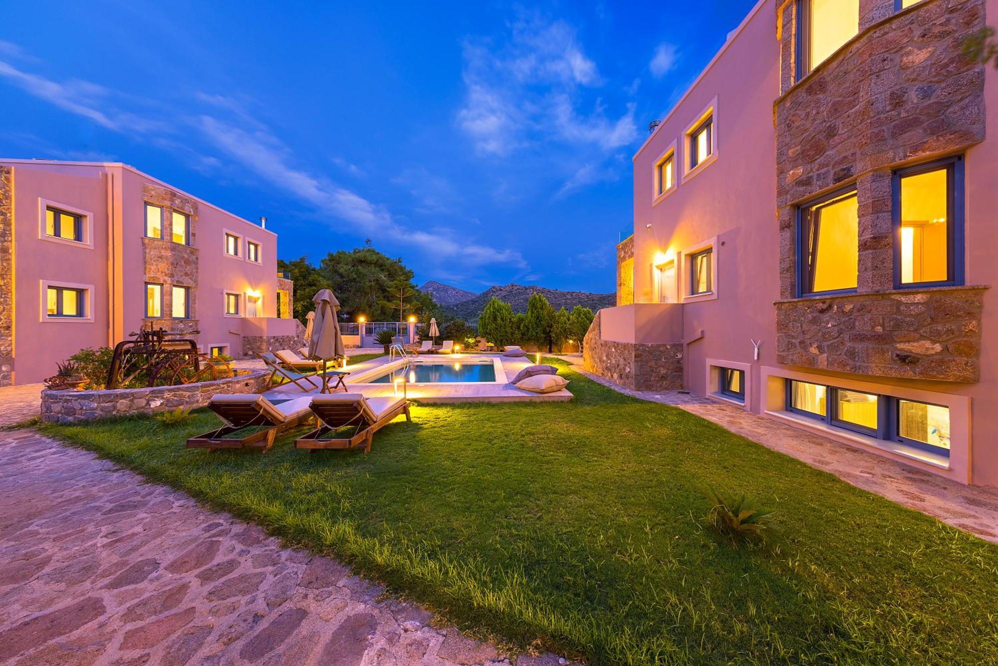 Njv Plus K Aegina Exteriör bild